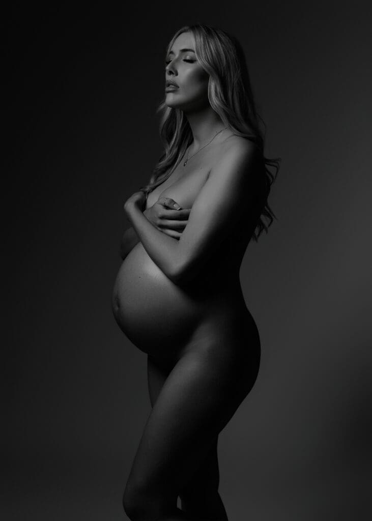 Pregnant woman in a natural state with gorgeous lighting in camden 